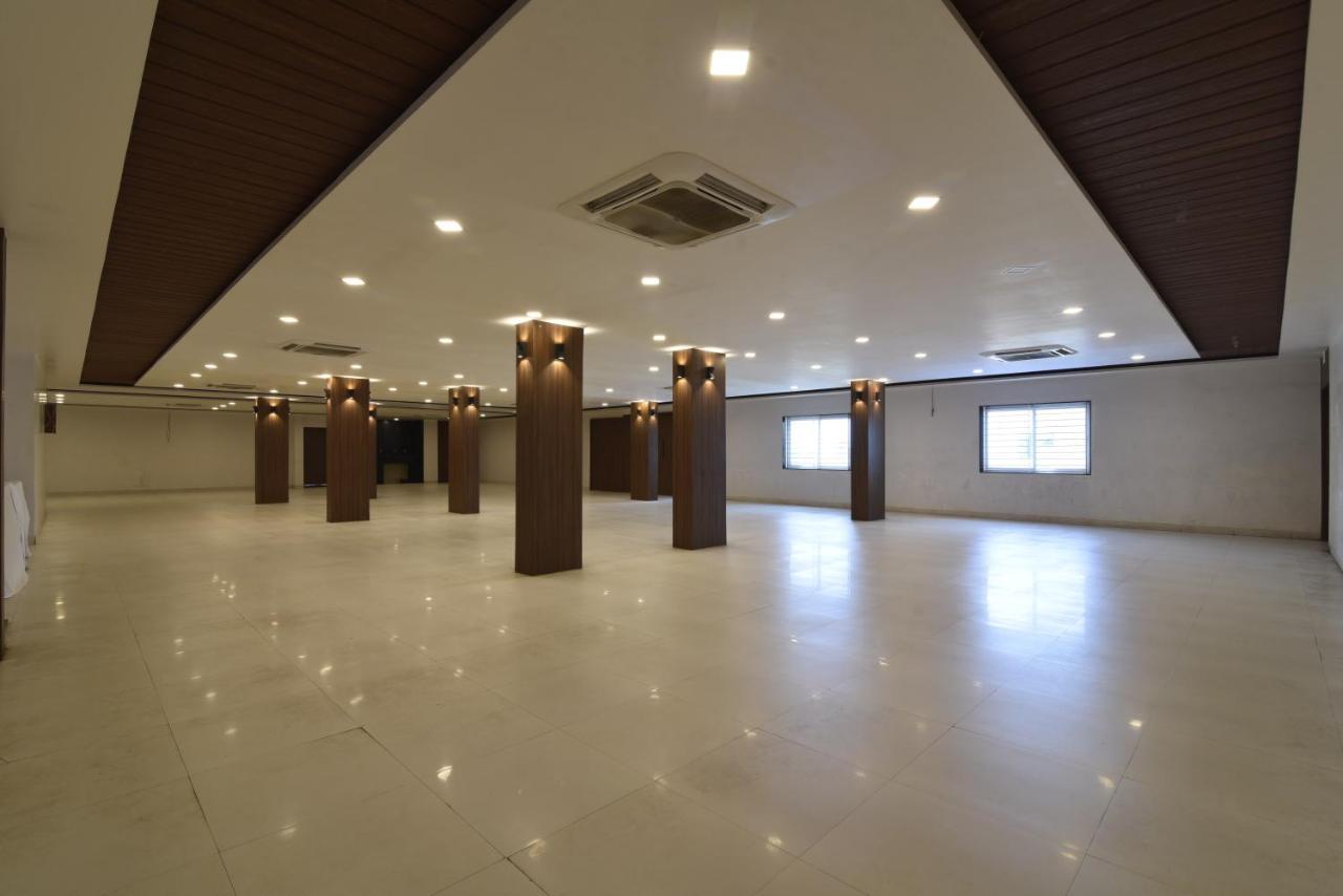 Hotel Clove Bijāpur Extérieur photo
