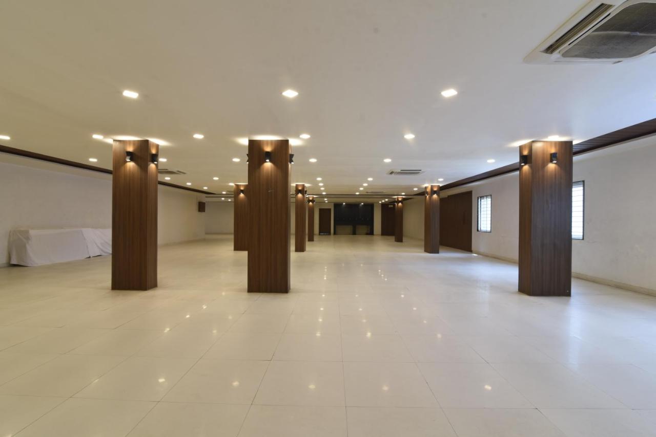 Hotel Clove Bijāpur Extérieur photo