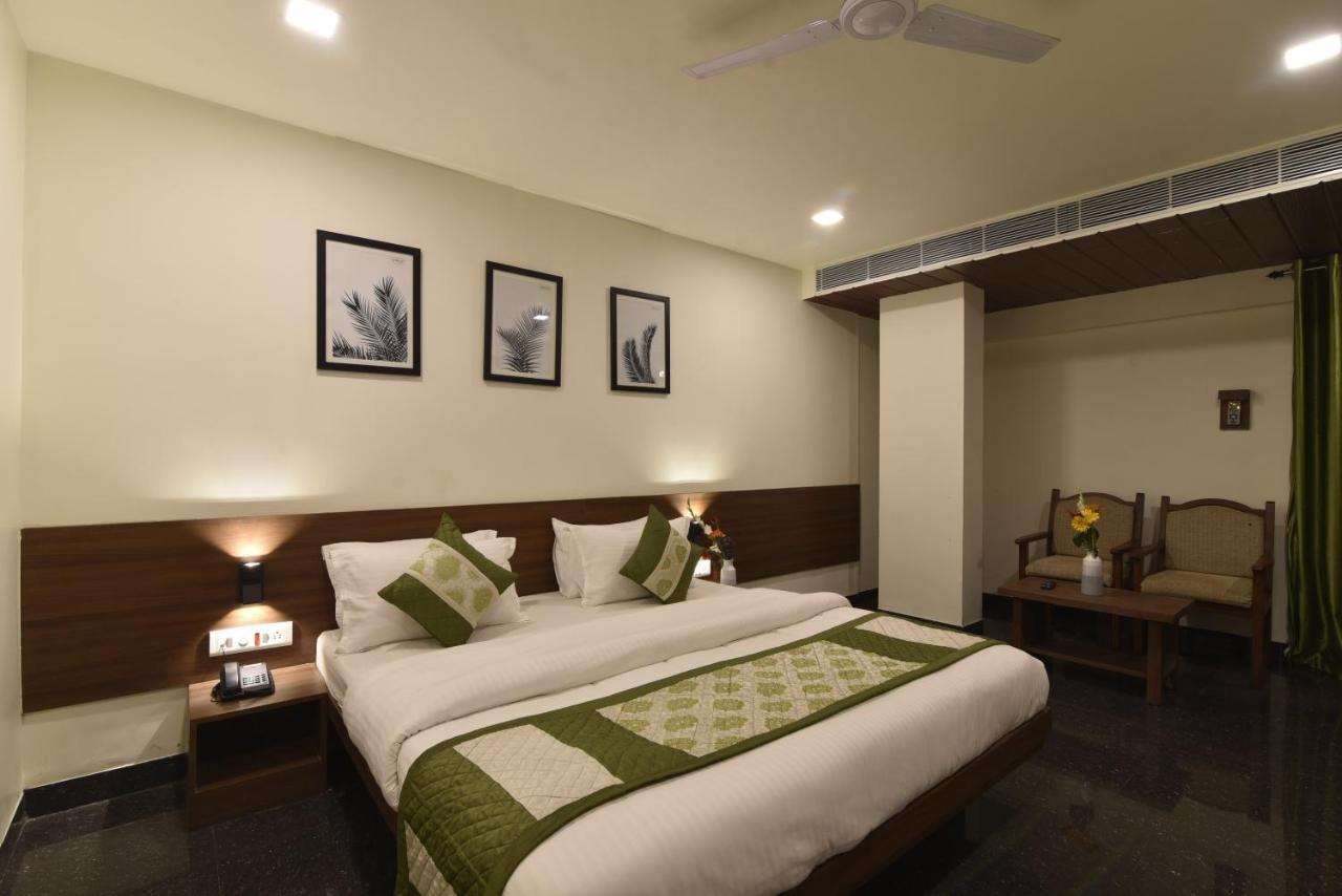 Hotel Clove Bijāpur Extérieur photo